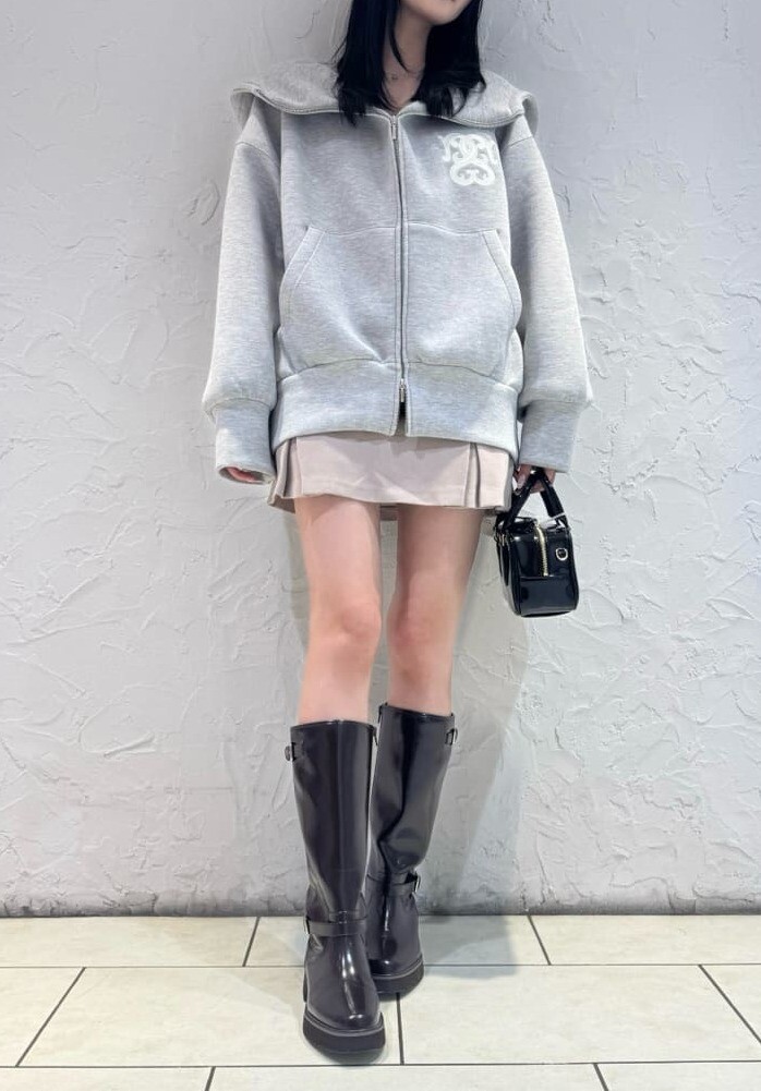 スナイデル ボリュームパーカー 2025年型 ホワイト SNIDEL】ボリューム