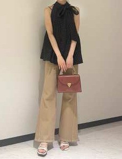 LILY BROWN 🫧アメスリティアード2wayブラウス🫧