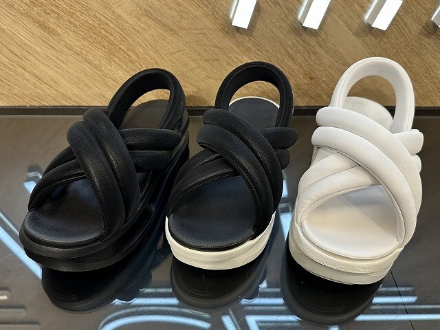 【NIKE】✨大人気✨エア マックス アイラ サンダル💛