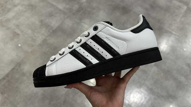 adidas スーパースター II