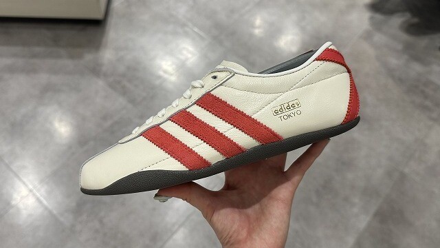 adidas トーキョーW💗💙