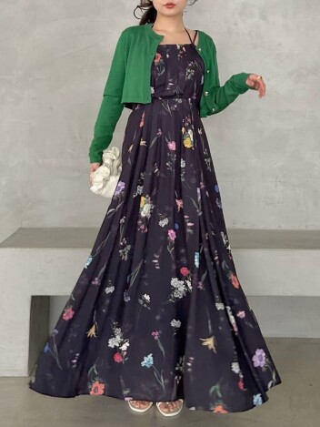 SNIDEL エレガントなキャミソールワンピースとニットカーディガンのセットアイテム🌼