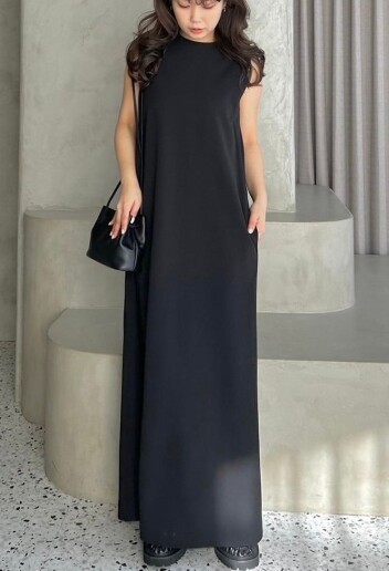 Mila Owen クルーネックウエストステッチストレートカットワンピース🌸