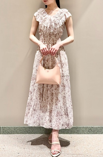 SNIDEL 新作ワンピース入荷しております🌷