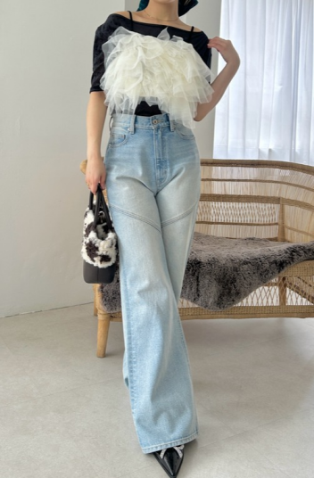 LILY BROWN 💙 美脚デニム 💙