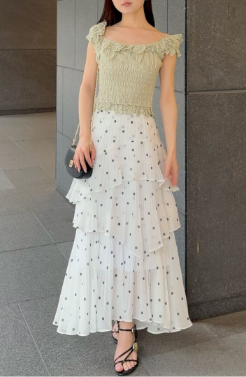 💜SNIDEL💜サステナ素材を使用！人気のアシンメトリティアードスカートをアップデート！