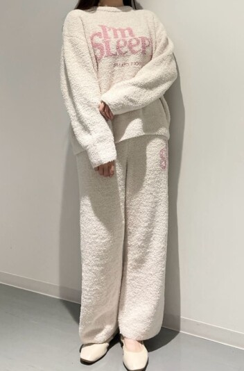 🌙gelato pique🌙パウダースリーピーロゴジャガードプルオーバー&ロングパンツセット