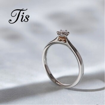 当社オリジナルブランド 『Tis～ティス～』 婚約指輪