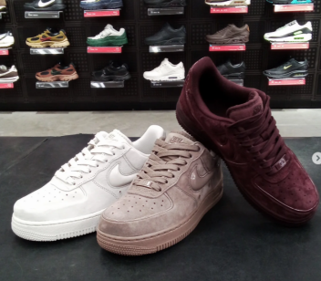 【NEW ARRIVAL】WMNS AIR FORCE 1 ’07