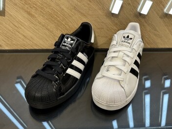 【adidas】スーパースター II W