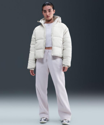 🌟NIKE　WOMEN'S　アウター🌟