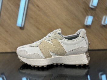 【New Balance】新作入荷☆