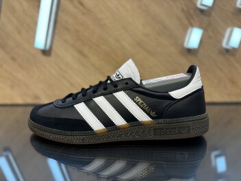 【ADIDAS】新作入荷☆