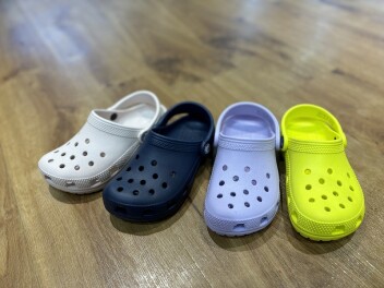 【CROCCS】キッズ新作入荷☆