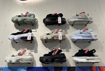 大人気KOKOサンダル20％OFF！！🔥