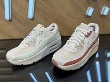 【NIKE】新作入荷☆