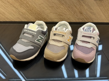 【キッズNew Balance】IZ996