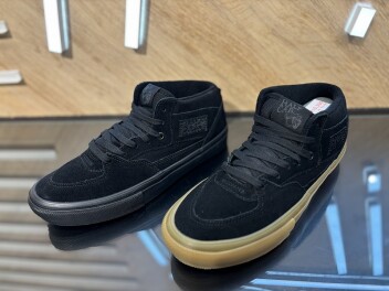 【VANS】新作入荷☆