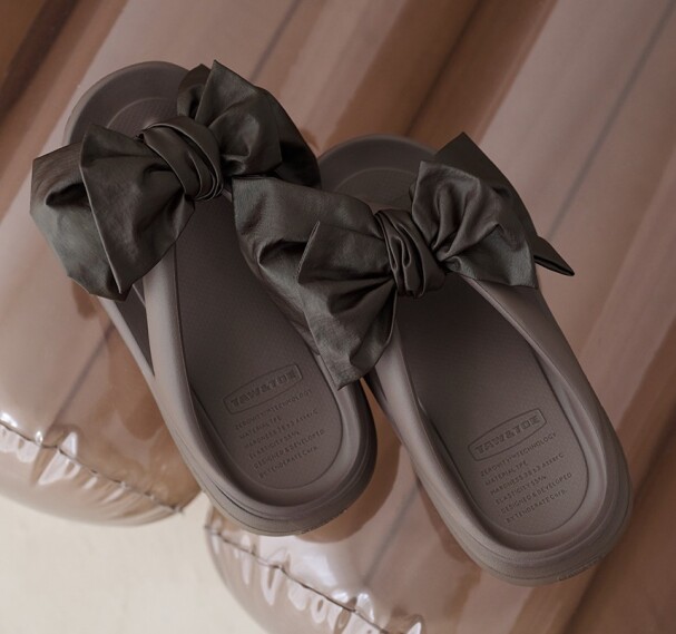 🎀FRAY I.D🎀韓国発『TAW&TOE』の大ヒットリカバリーサンダルが、別注モデルで今年も登場！！